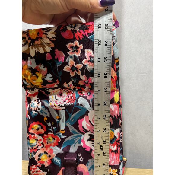 Vera Bradley Lighten Up Lunch Tote in a Floral Pattern NWOT - Picture 7 of 13